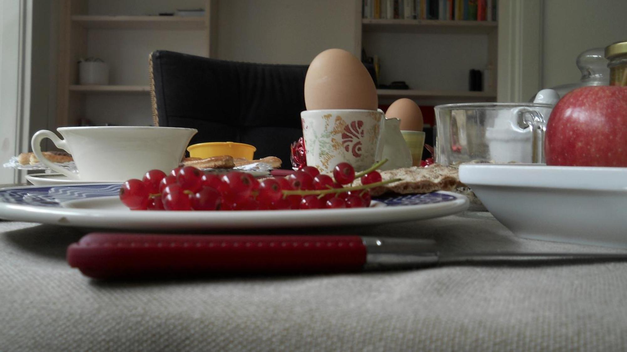 Breakfast at MissOrtelia B&B Amsterdam Eksteriør billede