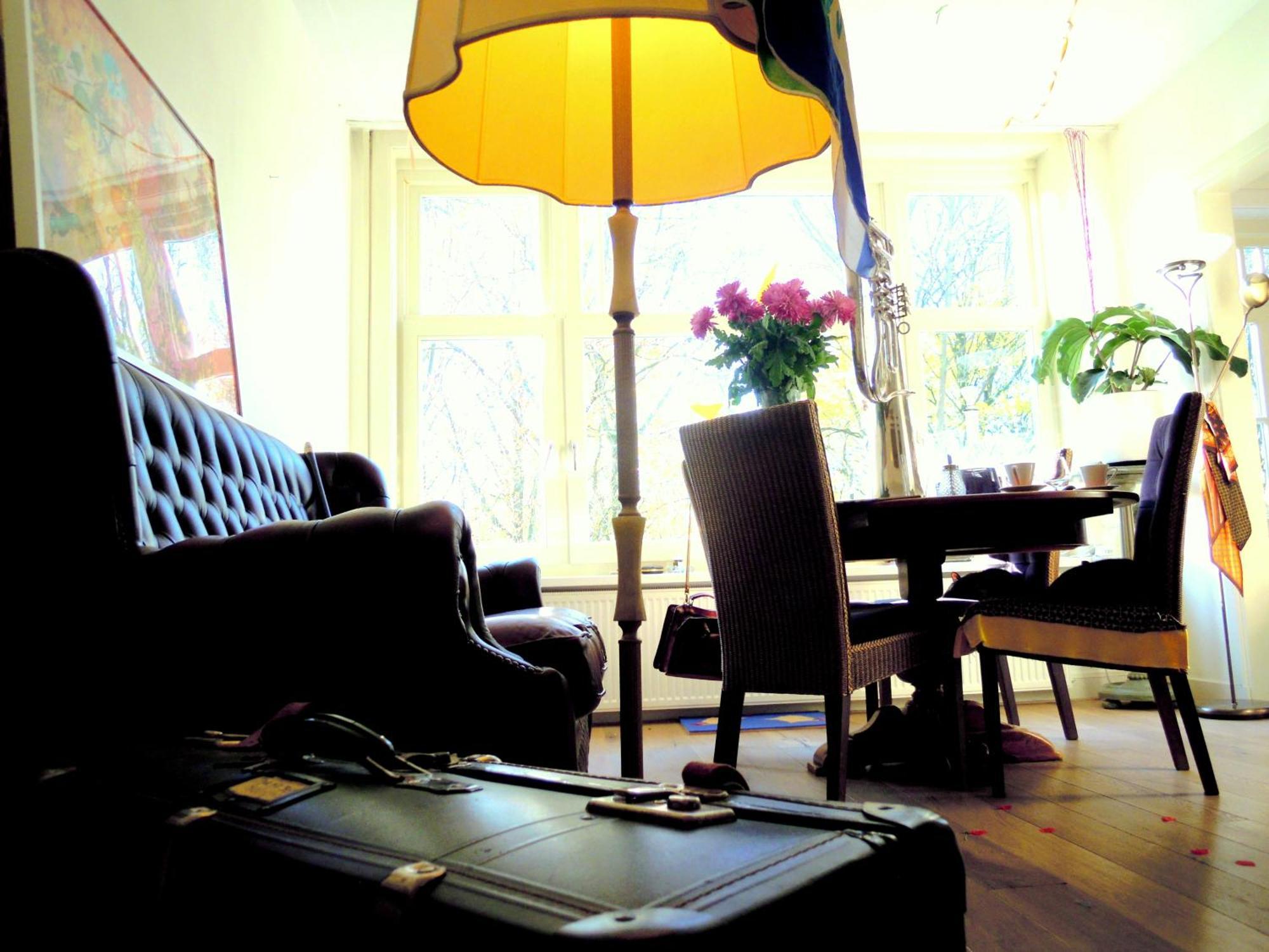 Breakfast at MissOrtelia B&B Amsterdam Eksteriør billede